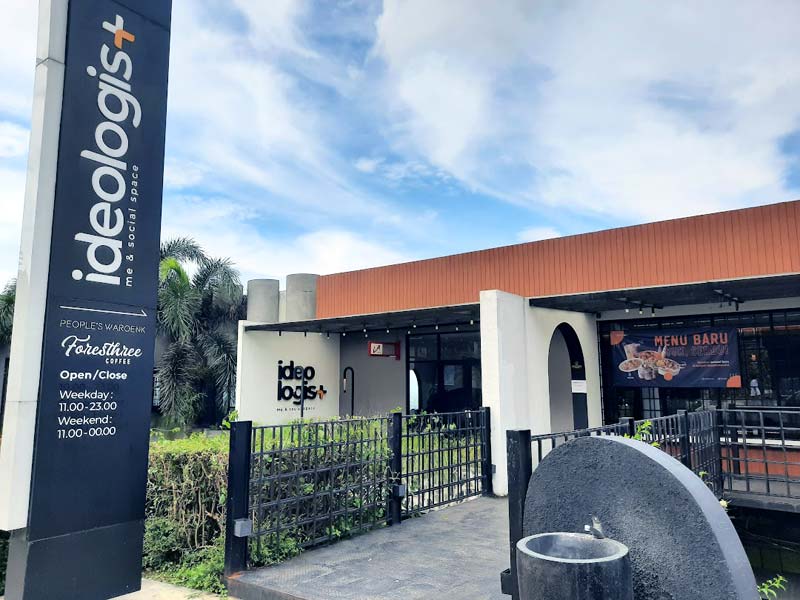 Ideologist Cafe Semarang: Recommended Cafe Instagramable
