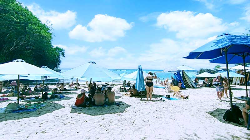 Review Padang Padang Beach