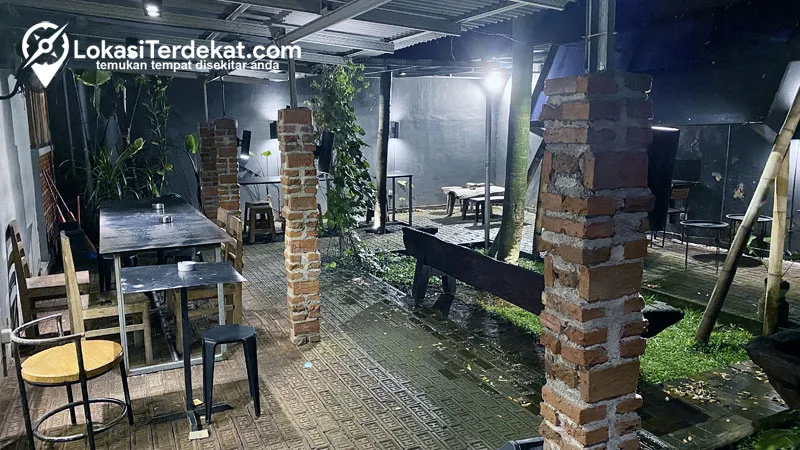 Tempat Ngopi Di Surabaya Moeng Kopi, Antara Kopi & Seni