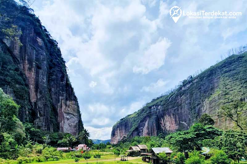 Tempat Wisata di Sumatera Barat, Lembah Harau