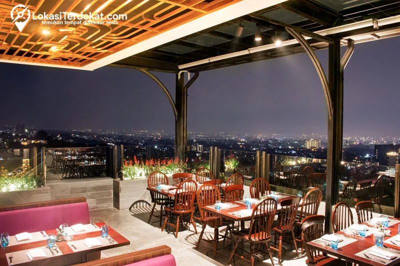 Cafe Rooftop Jakarta