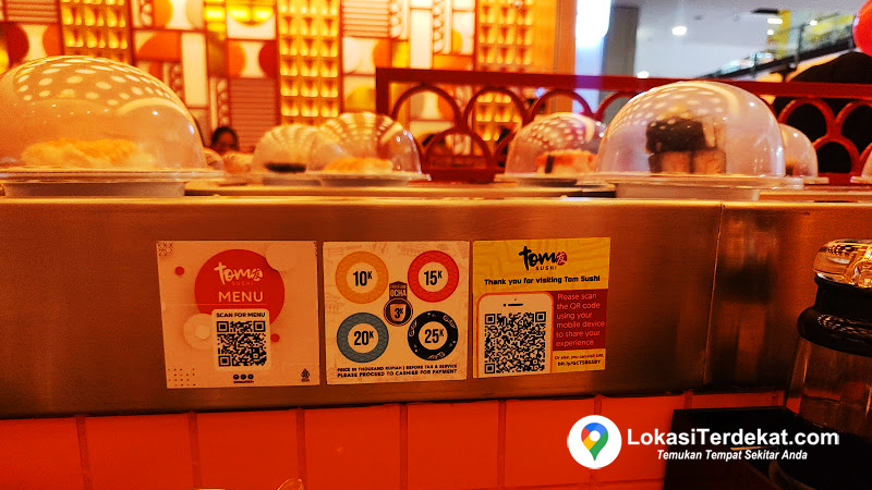 Makan di Tom Sushi Terdekat